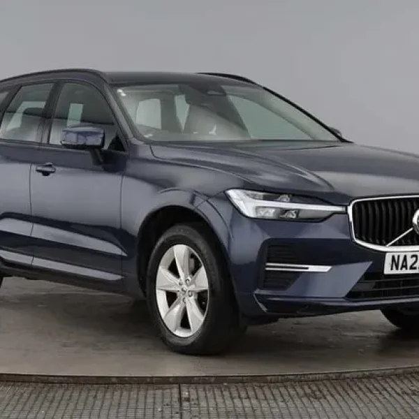 2022 Volvo XC60 Momentum Estate AWD Hybrid