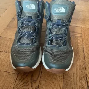 Womens north face boots - Image 2