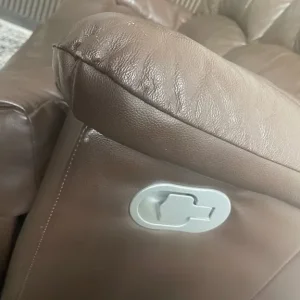 2 seater leather sofa - Image 5