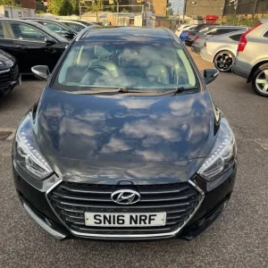 2016 Hyundai i40 1.7 CRDi Diesel Estate - Image 4