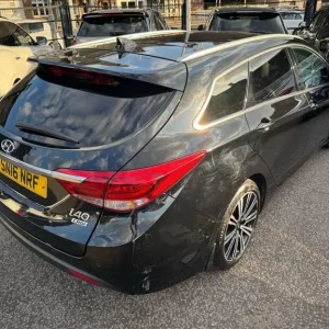 2016 Hyundai i40 1.7 CRDi Diesel Estate - Image 6