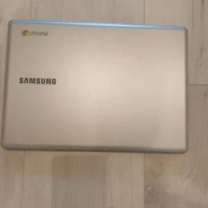 Samsung Chromebook - Image 3