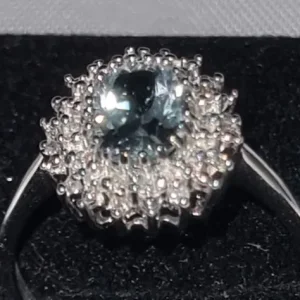 9ct white gold diamond and aquamarine ring - Image 3