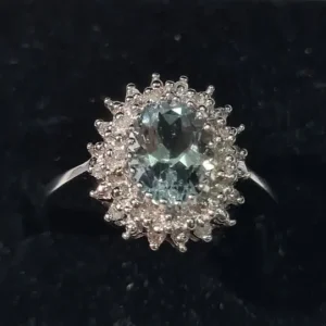 9ct white gold diamond and aquamarine ring