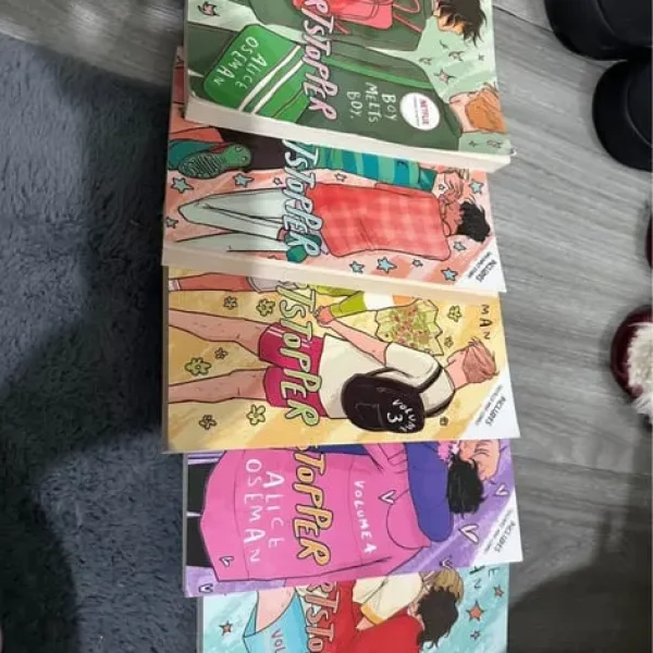 Heartstopper books 1-5