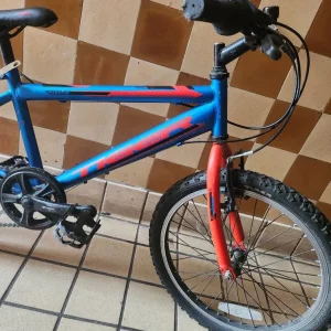 CHILDREN'S BIKE IN GREAT CONDITION