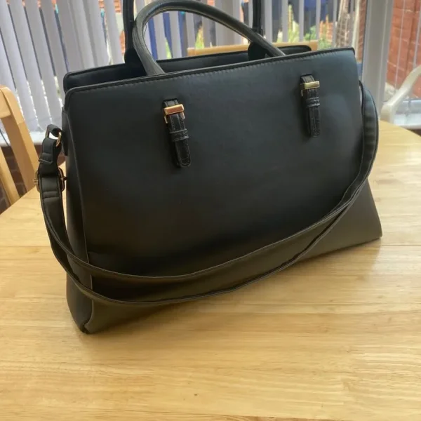 Good condition black handbag