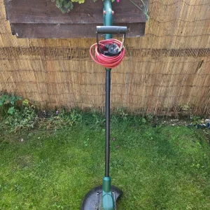 Bosch strimmer - Image 3