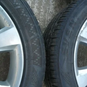 Genuine 18 inch BMW alloys with decent tyres