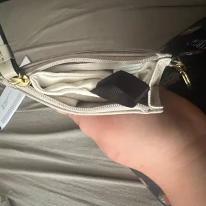 Radley key ring purse - Image 2