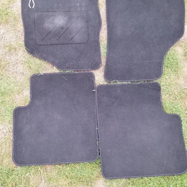 Fiat 500 car mats