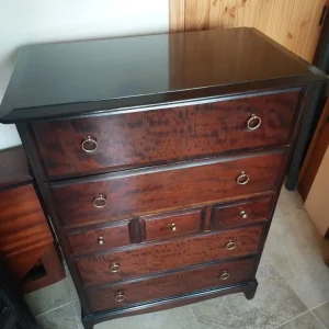 Stag Tallboy Chest With 7 Drawers In Beautiful Condition - Image 2