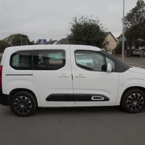Citroen Berlingo 1.5 BlueHDi 100 Feel M 5dr Diesel - Image 4