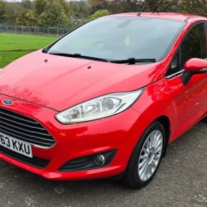 2013 Ford Fiesta Titanium Hatchback Petrol Manual - Image 3