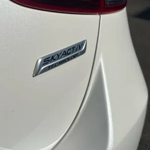2018 Mazda 2 1.5 75 SE-L 5-door Hatchback - Image 8