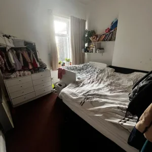 1 bedroom flat with free Wi-Fi and washer dryer