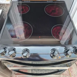 Zanussi freestanding electric cooker stainless steel 60cm wide - Image 2