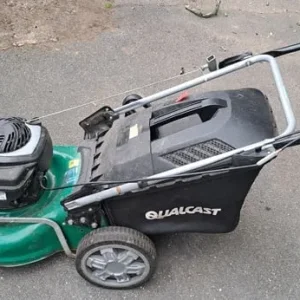 Qualcast Self Propelled Petrol Lawnmower - Image 3