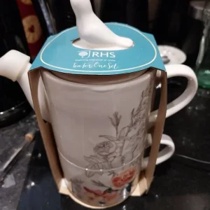 Rhs tea for one pot and cup