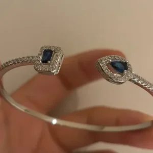 Royal blue gem stone bangle - Image 3
