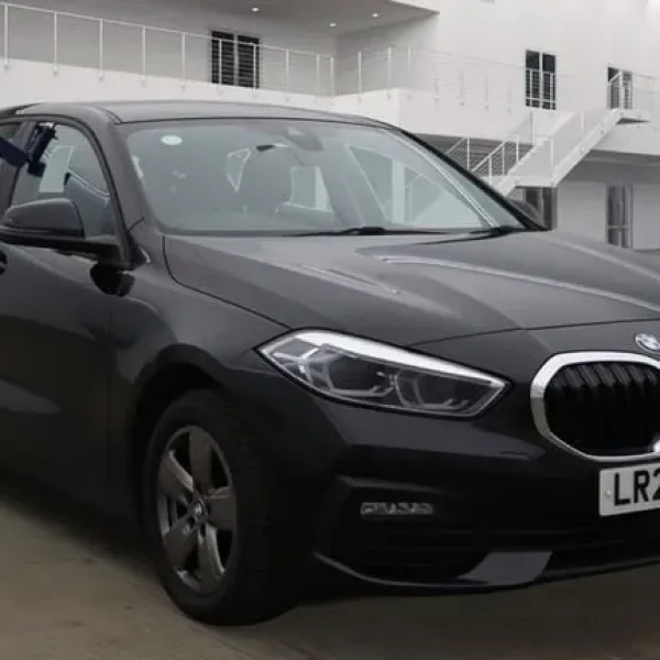 2020 BMW 1 Series 1.5 118i SE Hatchback