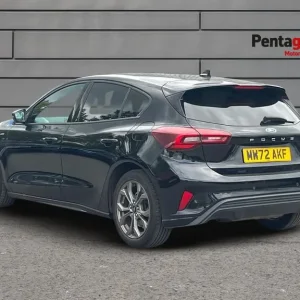 Ford Focus 1.0t Ecoboost St Line Hatchback 5-door Petrol Manual - Image 2