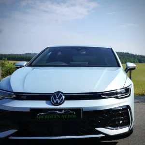 VOLKSWAGEN GOLF 1.5 TSI R-Line 2024 - Image 8