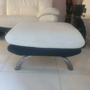 2 x 3 seater leather sofas plus foot stool - Image 4