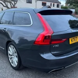 2017 Volvo V90 2.0 D4 Inscription Auto Estate - Image 3