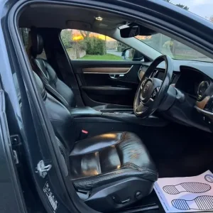2017 Volvo V90 2.0 D4 Inscription Auto Estate - Image 8