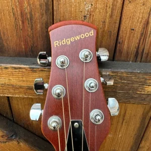 Full size Ridgewood electric/acoustic guitar - Image 2