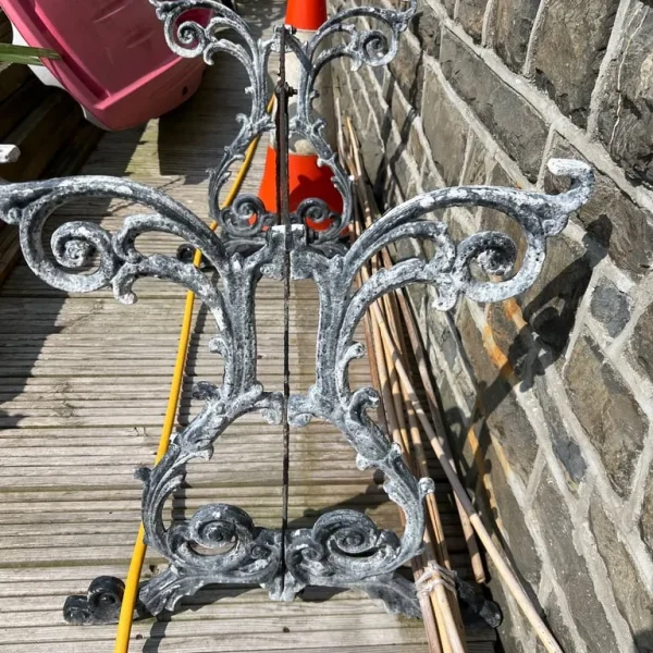 Cast iron table base