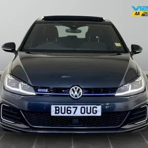 2017 Volkswagen Golf 1.4 TSI GTE Advance 5-door Hybrid - Image 5