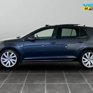 2017 Volkswagen Golf 1.4 TSI GTE Advance 5-door Hybrid - Image 7