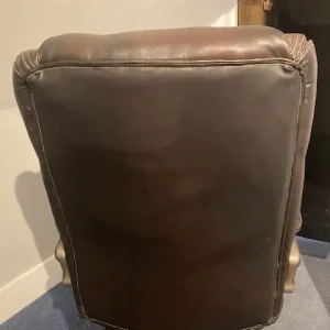 Swivel Armchair For Home Or Office - Image 2