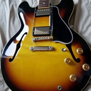 2008 reissue of 1958 Gibson ES 335 Fat neck - Image 2