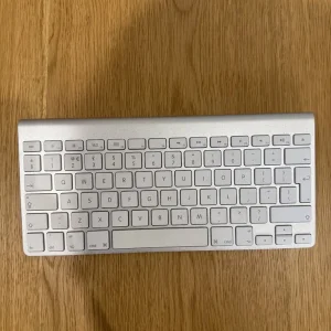 2017 Apple wireless keyboard