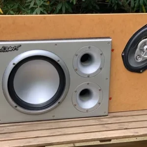 Car van sound system with mutant sub and speakers - Image 4