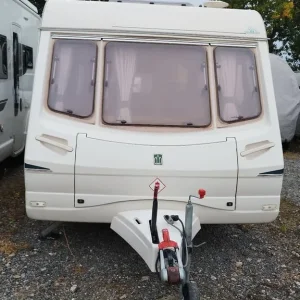 Abbey Aventura 2003 touring caravan - Image 2
