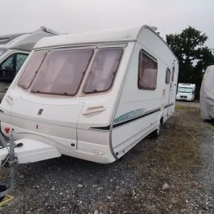 Abbey Aventura 2003 touring caravan - Image 4
