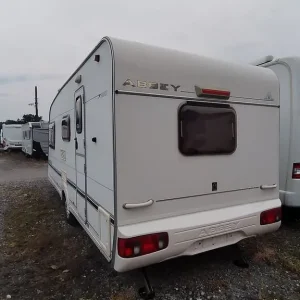 Abbey Aventura 2003 touring caravan - Image 6