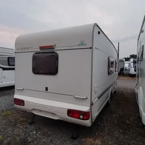 Abbey Aventura 2003 touring caravan - Image 8
