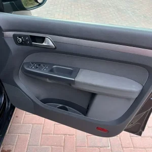 Volkswagen 1399 2013 7-seater - Image 6