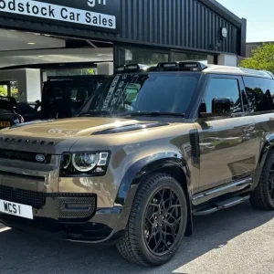 Land Rover Defender 3.0 D250 MHEV S Hard Top SUV 3dr Diesel Auto 4WD SWB Euro 6 (s/s) (250 ps) D... - Image 6