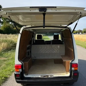 2003 Volkswagen Transporter T4 2.5TDi 888 Special White X Pack SWB Van - Image 8
