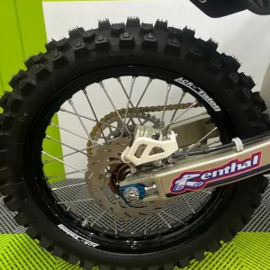 1994 Kawasaki KX 125 - Image 4