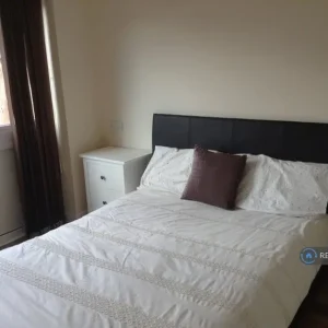 1 bedroom flat in Amber House, Hinckley and Bosworth - Image 5