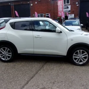 Nissan Juke 1.5 dCi Acenta 5-door Diesel - Image 4