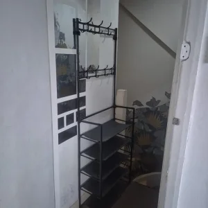 Studio flat in sudbury hill - Image 4