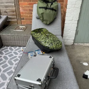 Bait boat Reeper with remote control and case + spare batteries